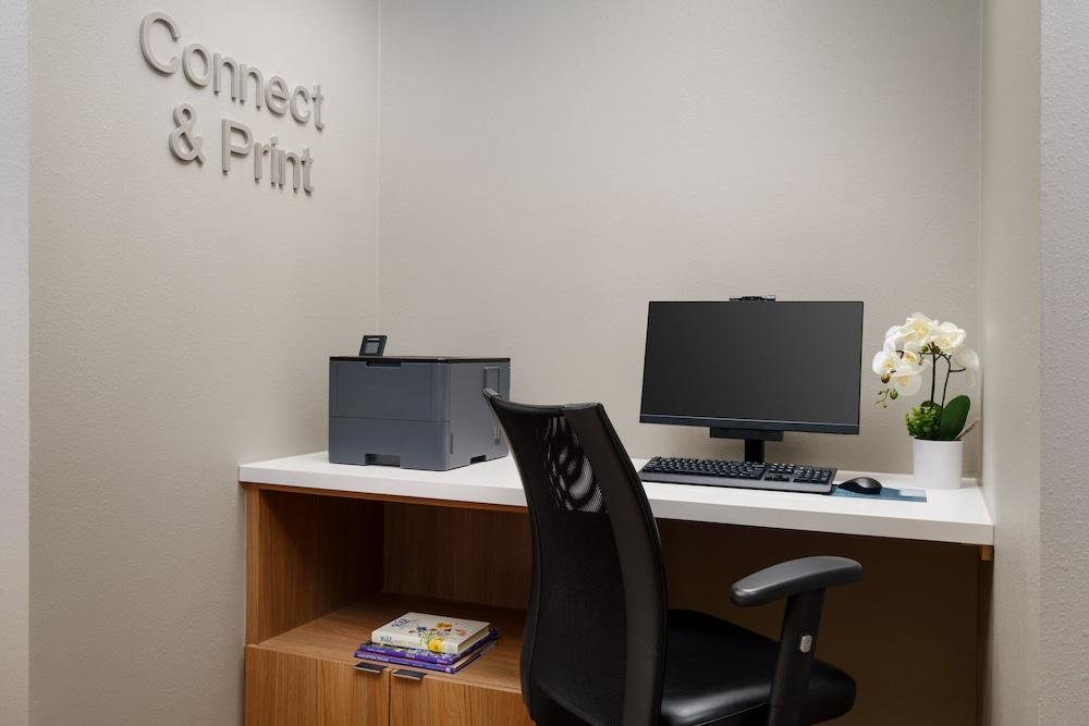 Fairfield Inn & Suites Houston The Woodlands photo 11