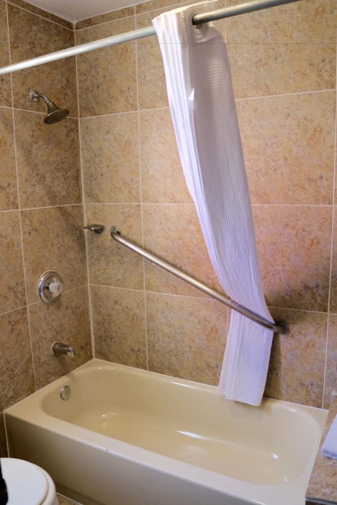 Budget Inn Barstow photo 25