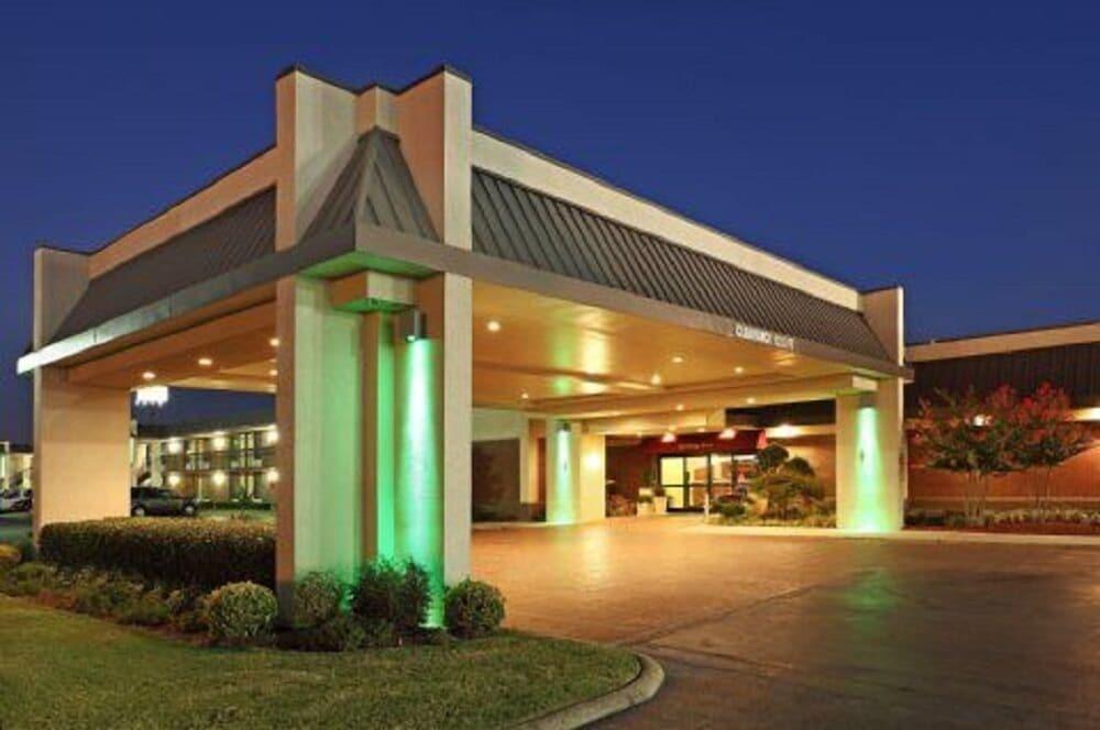 Haven Hotel photo 1