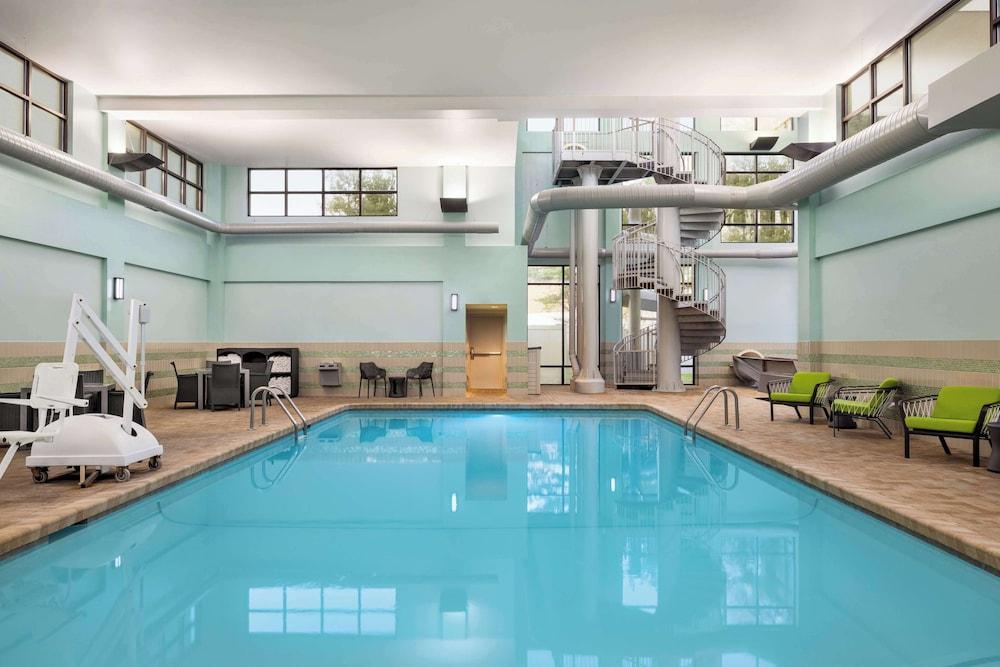 Hampton Inn by Hilton Shelton photo 18
