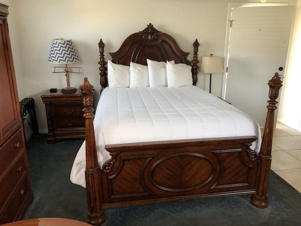 Seacrest Inn photo 61