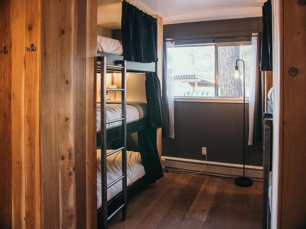 Summit View Inn photo 11