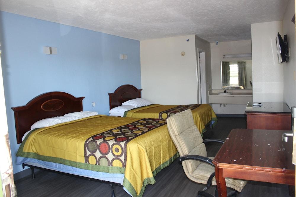 Relax Inn photo 3