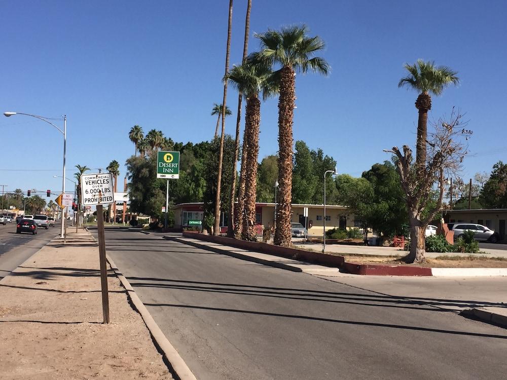 Desert Inn photo 38