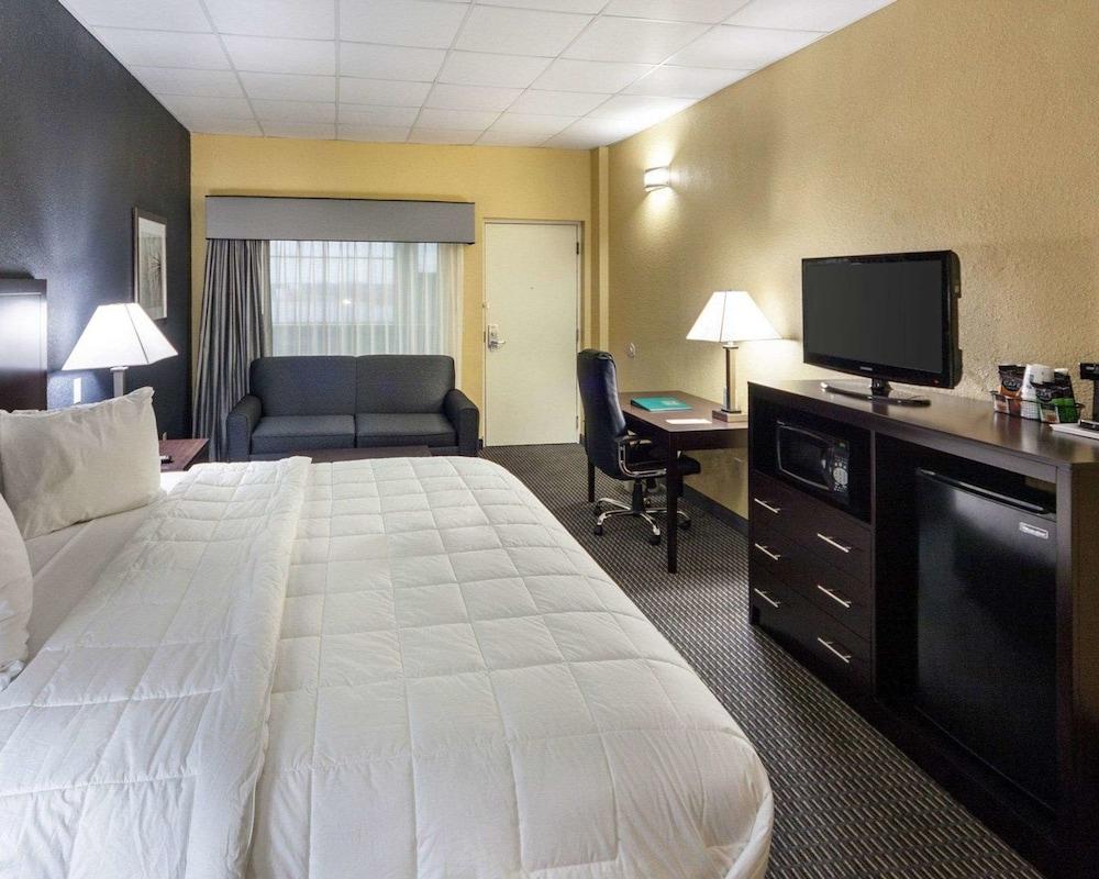 Quality Inn Montpelier photo 8