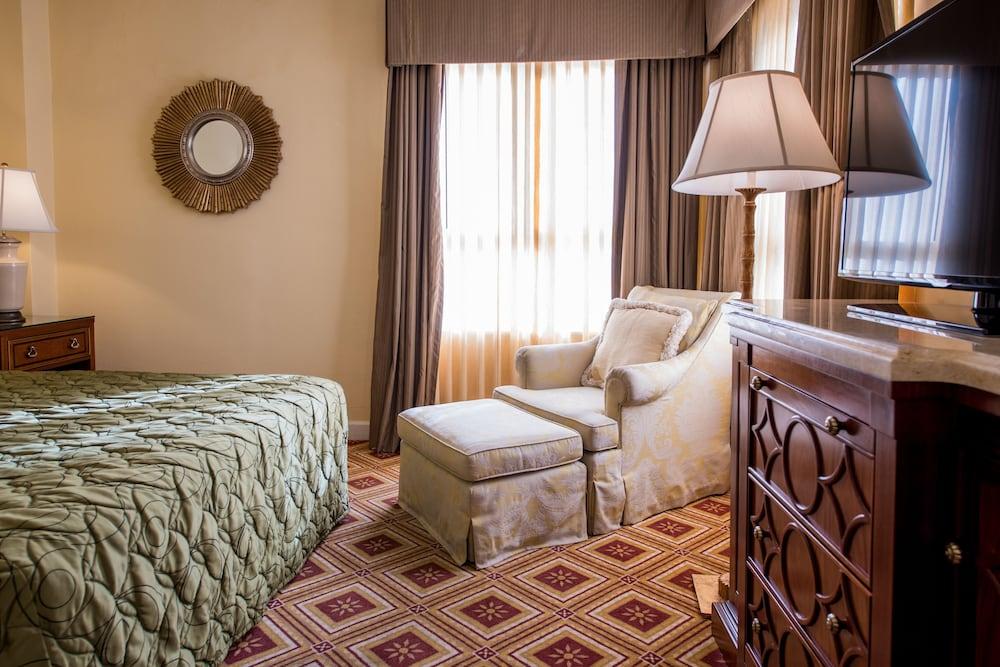 Embassy Hotel photo 22