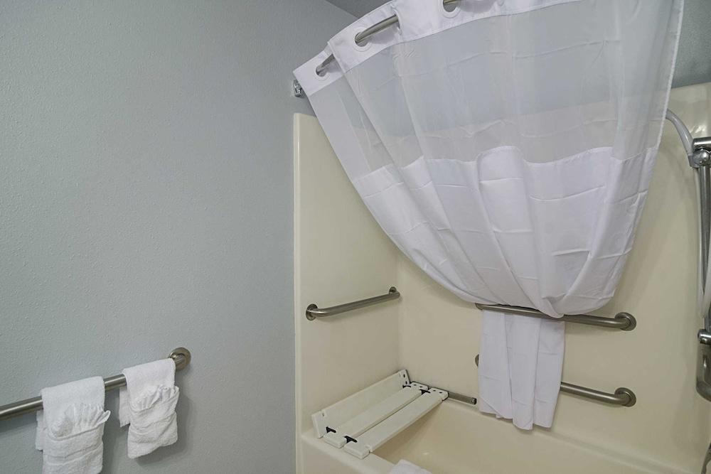 Quality Inn Seaside Oregon Coast photo 27
