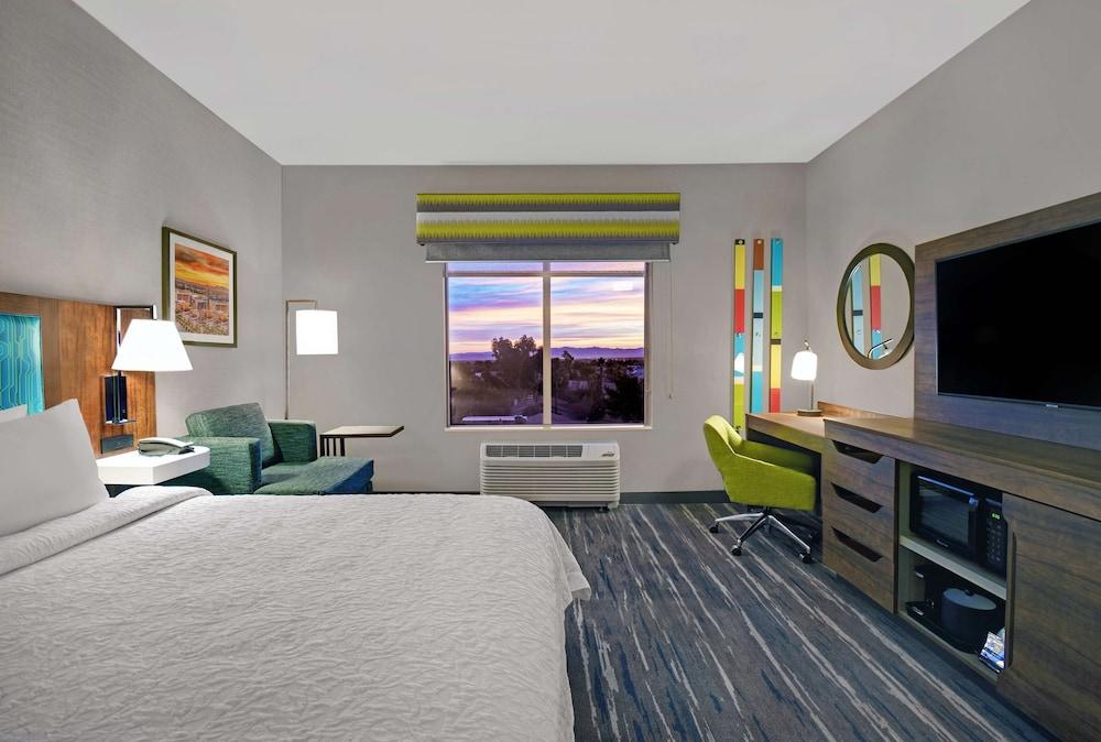 Hampton Inn Las Vegas Strip South, NV photo 13