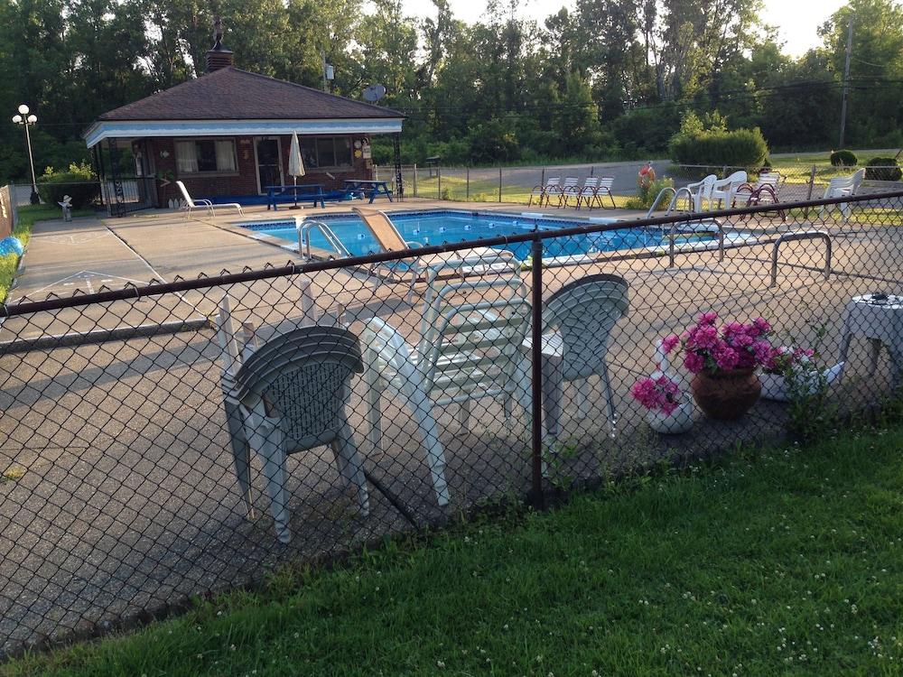 Anchor Motel photo 74