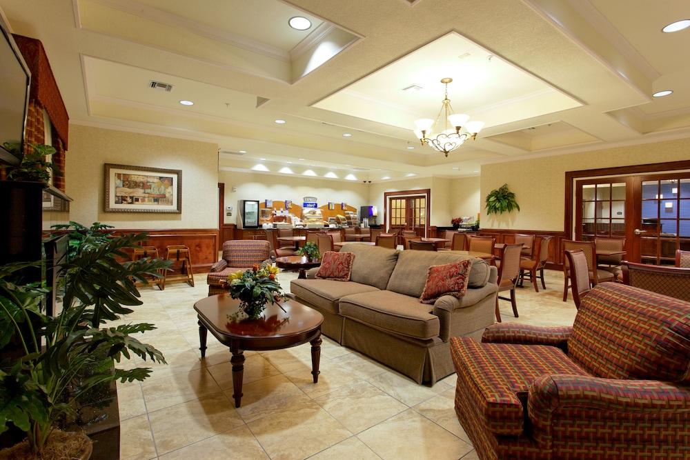 Holiday Inn Express Hotel & Suites San Antonio by IHG photo 28