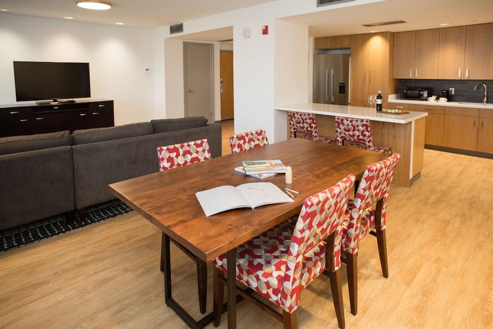 The University of Georgia Center for Continuing Education & Hotel photo 59
