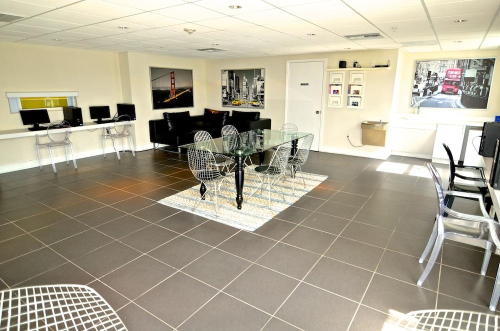 Riviera Luxury Living at River Oaks Marina and Tower photo 38