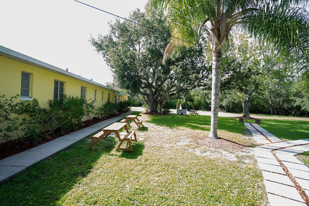 Mar Bay Motel &Suites photo 8