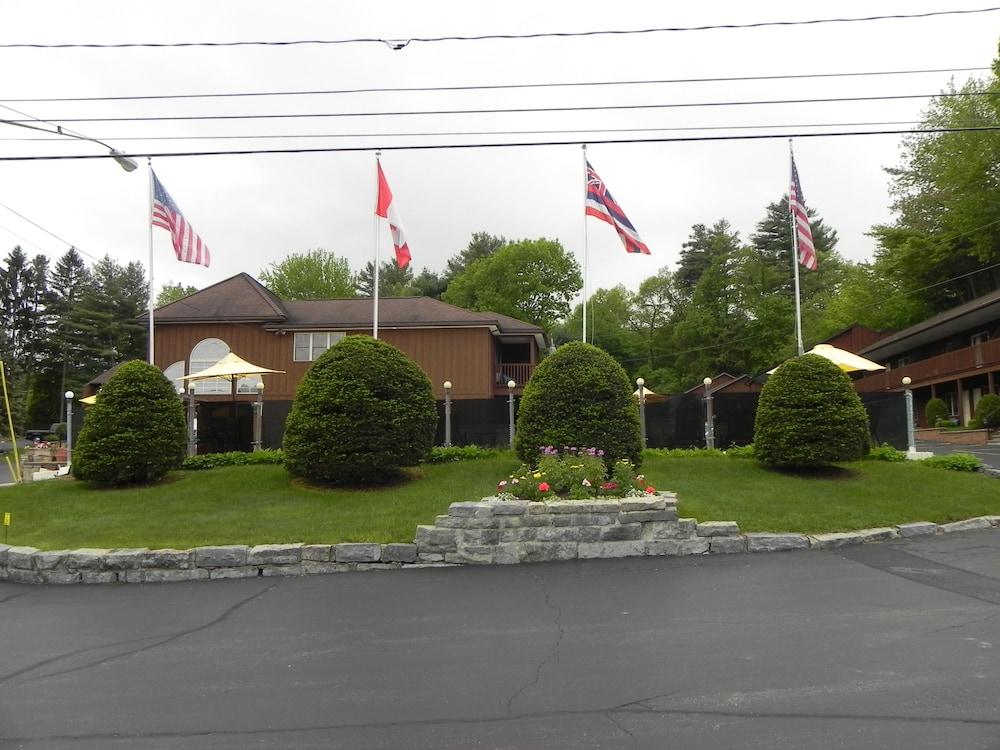 Mohican Resort Motel photo 1