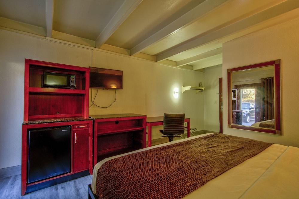Clearwater Hotel photo 16