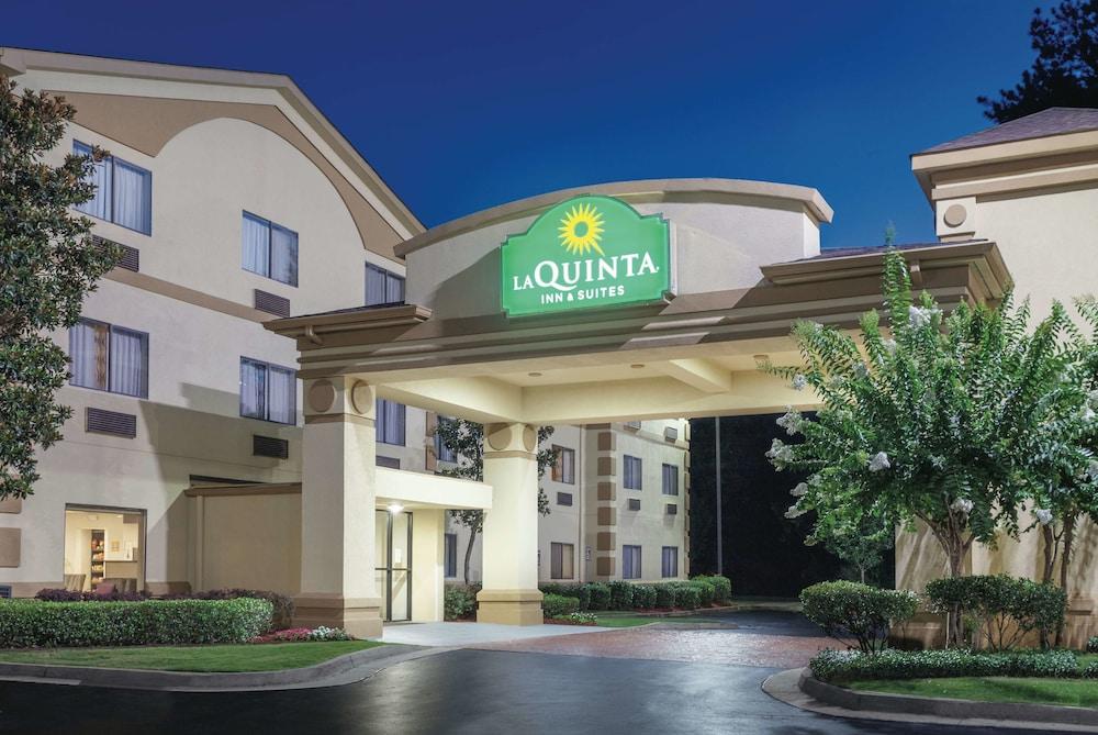 La Quinta Inn & Suites by Wyndham Jackson Airport — hotel in Pearl