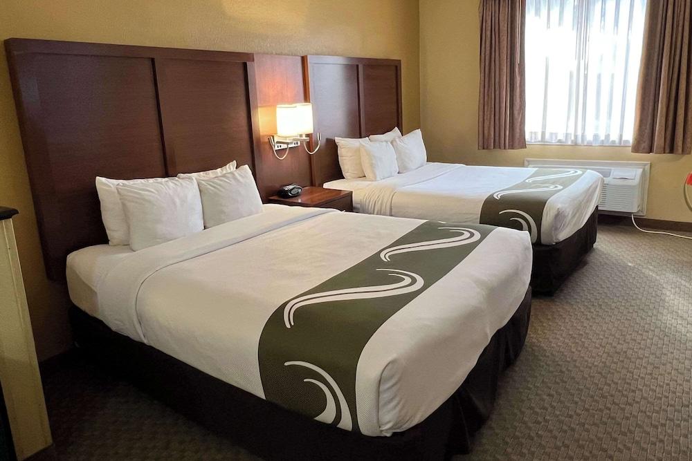 Quality Suites Midland North Loop 250 photo 28