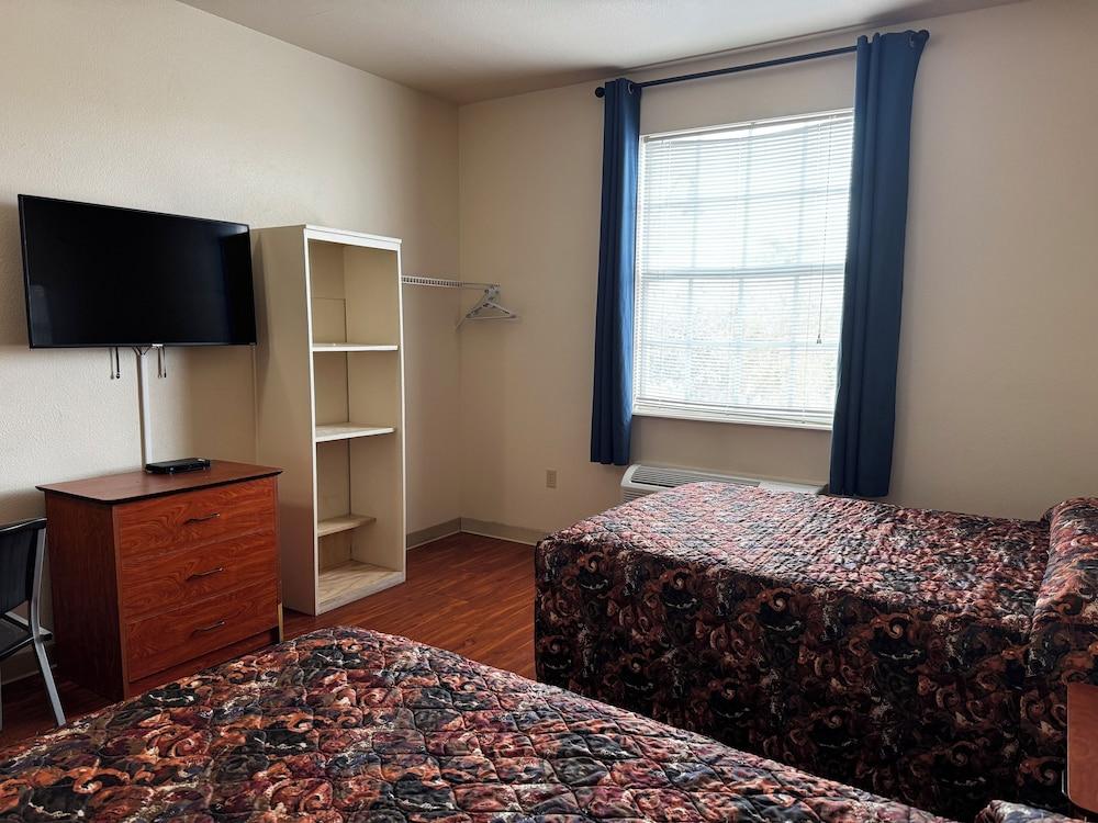BEST STUDIO INN photo 7
