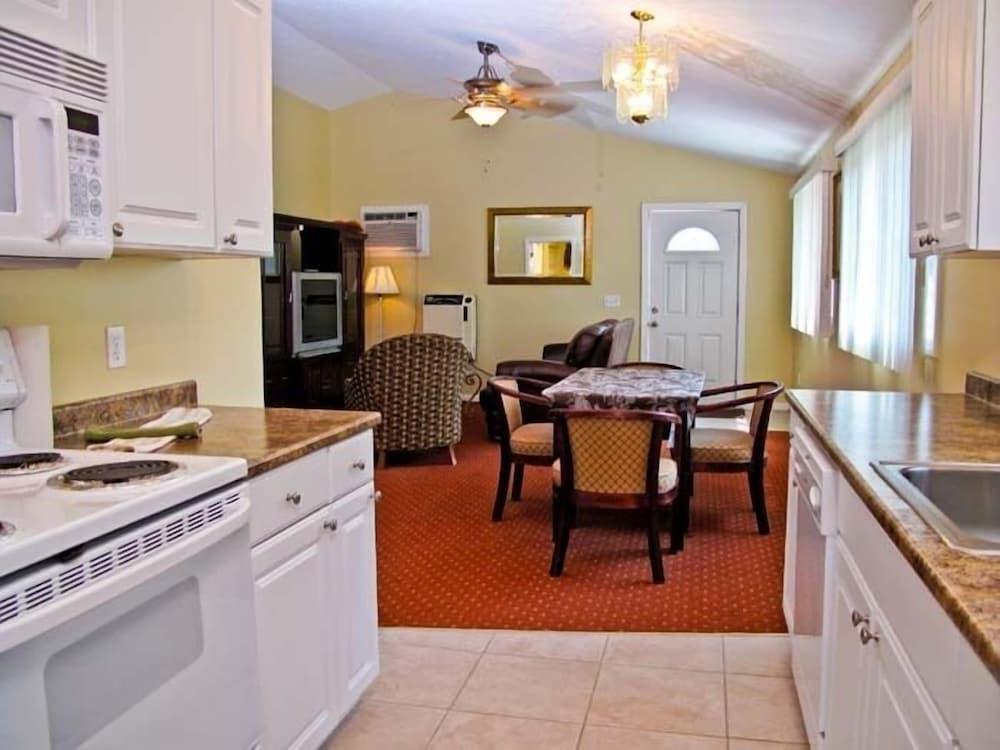 Exit 5 Resort & Condominium photo 70