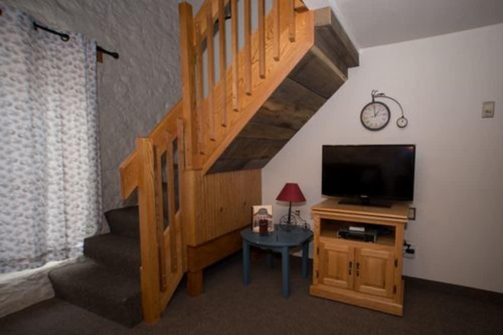Stone Mill Hotel & Suites photo 17