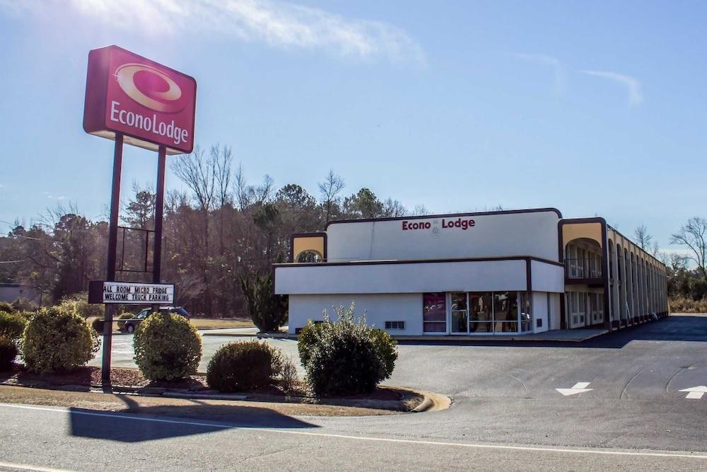 Econo Lodge Goldsboro Hwy 70 photo 3