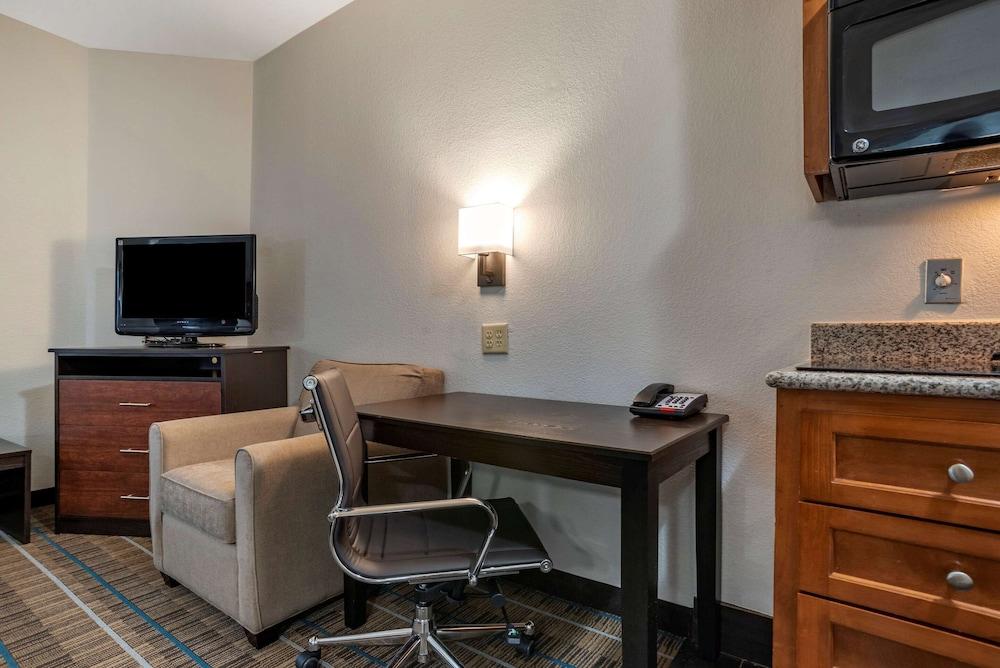 MainStay Suites Denham Springs - Baton Rouge East photo 24
