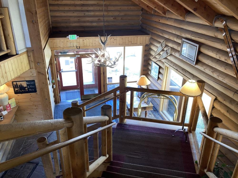 The Boulder Creek Lodge photo 2