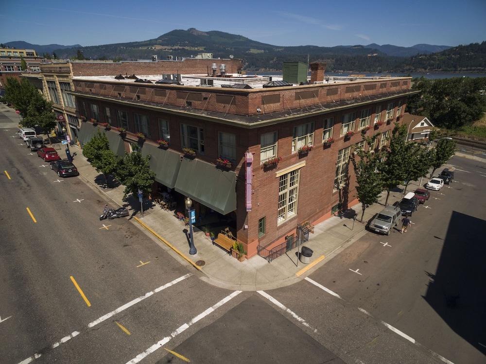 Hood River Hotel photo 76