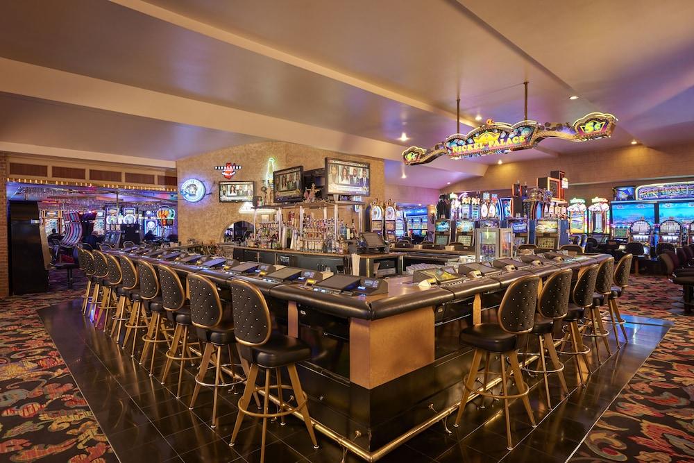 Four Queens Hotel and Casino photo 27