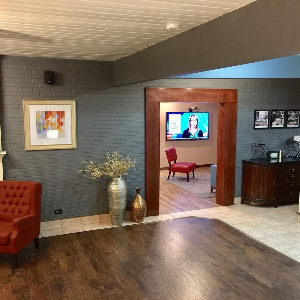 Quality Inn Buffalo photo 9
