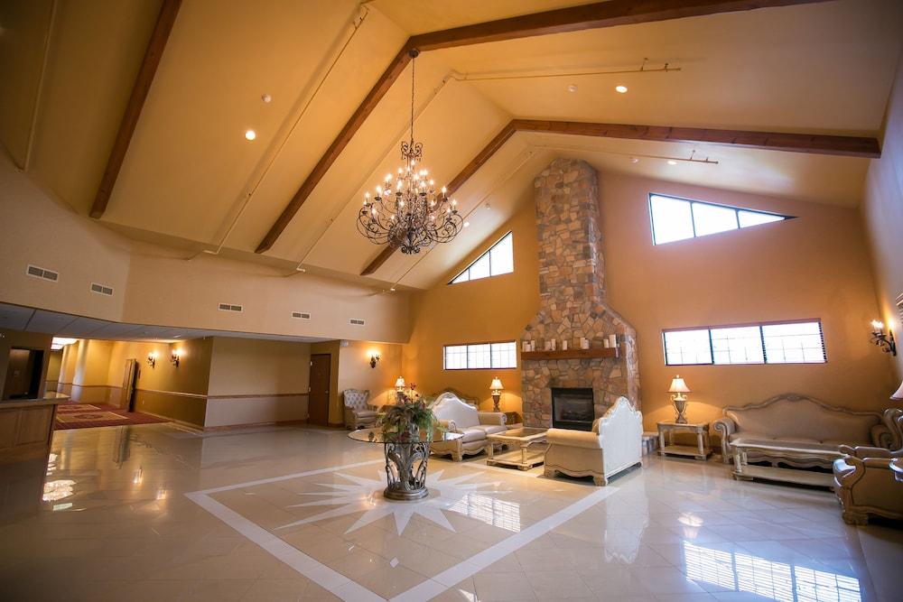 Tundra Lodge photo 35
