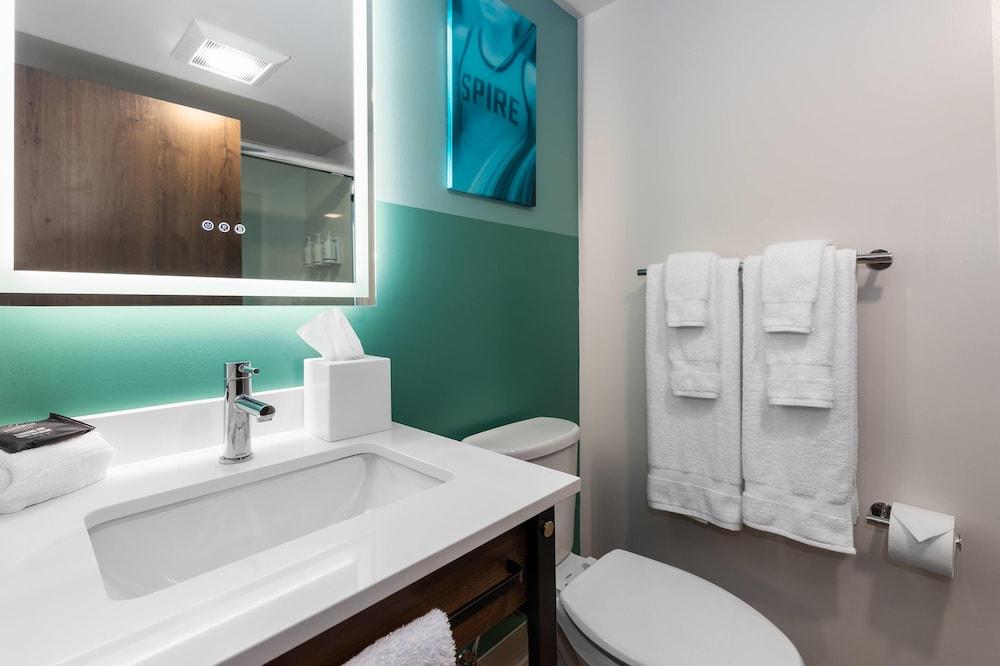 Wingate by Wyndham Geneva at SPIRE Academy photo 18
