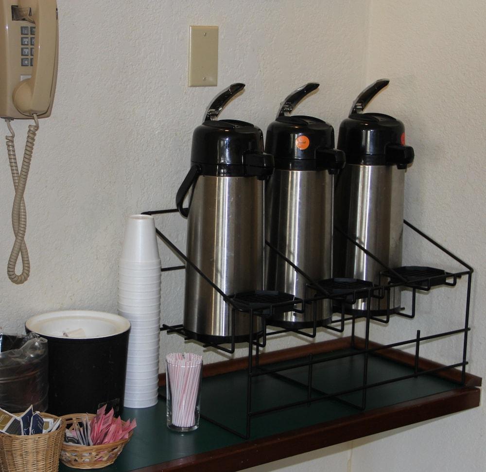 Voyager Inn photo 65