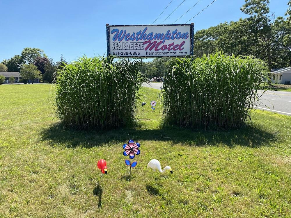 Westhampton Seabreeze Motel photo 38