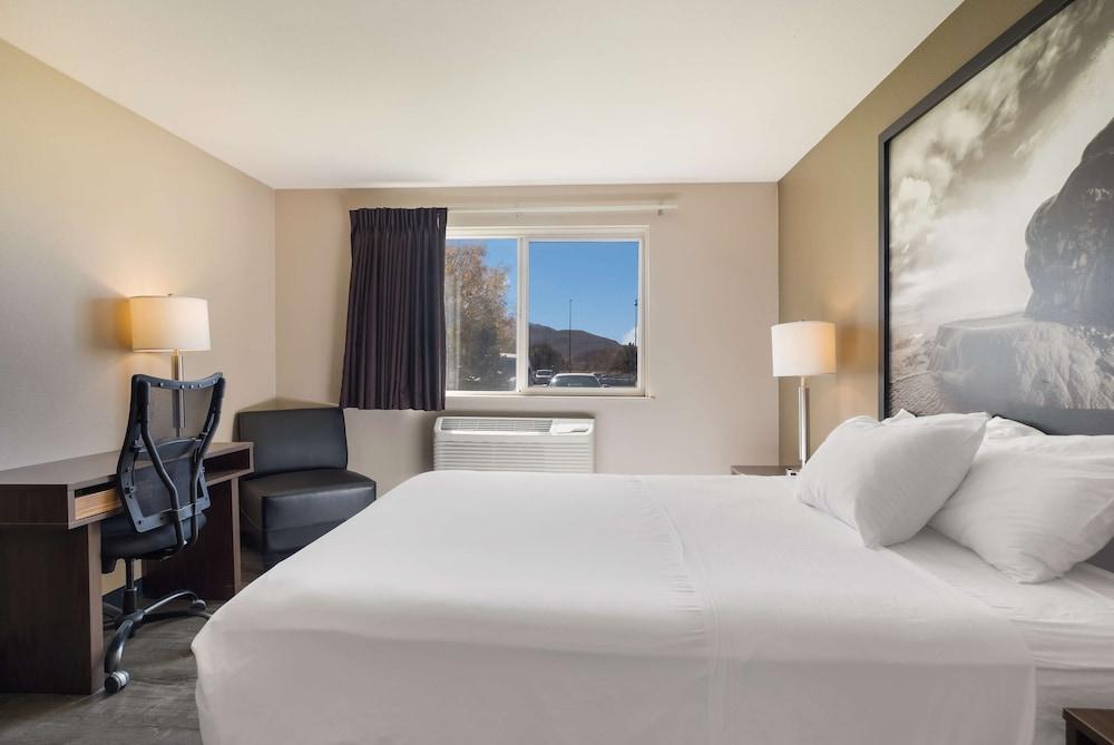 Americas Best Value Inn Sparks photo 6