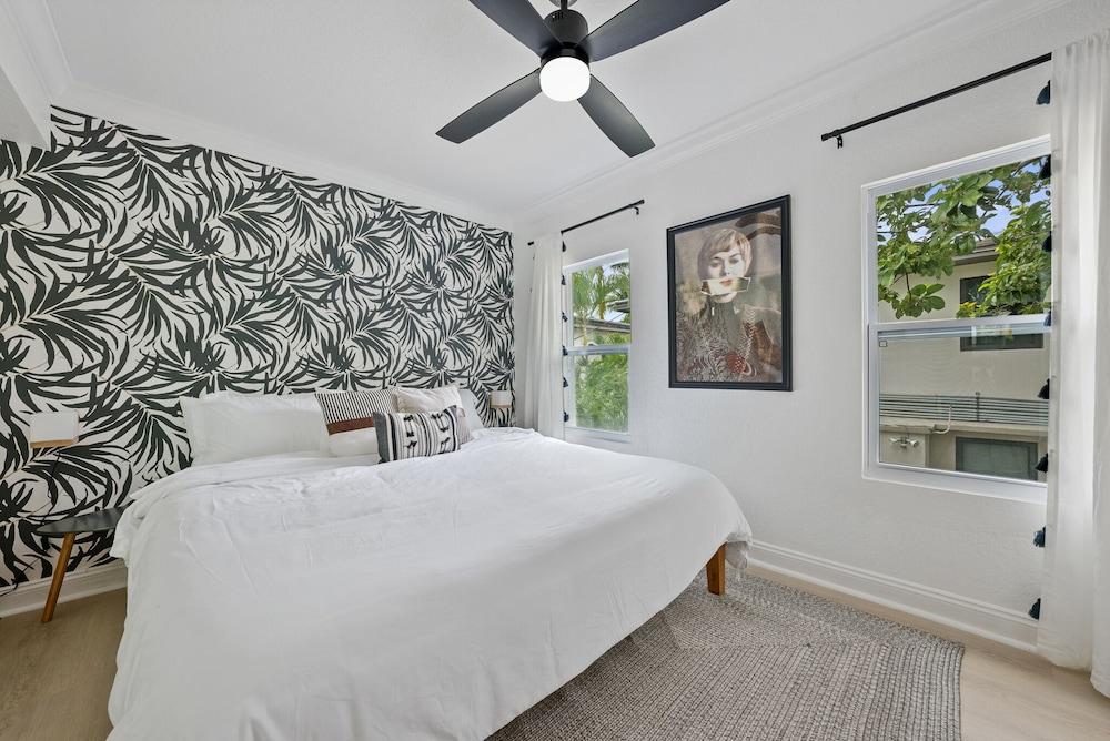 Las Olas Guest House photo 11