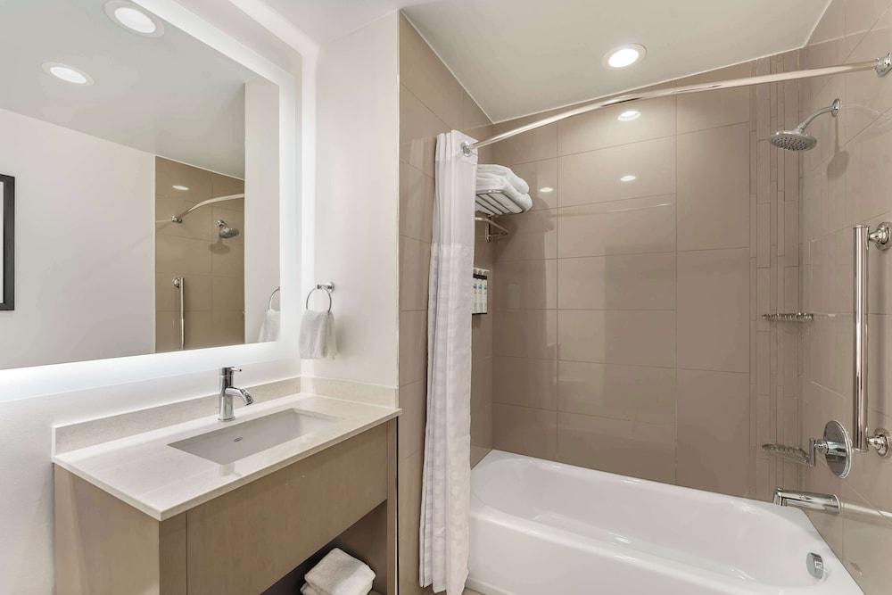 Hyatt House Orlando International Drive photo 28