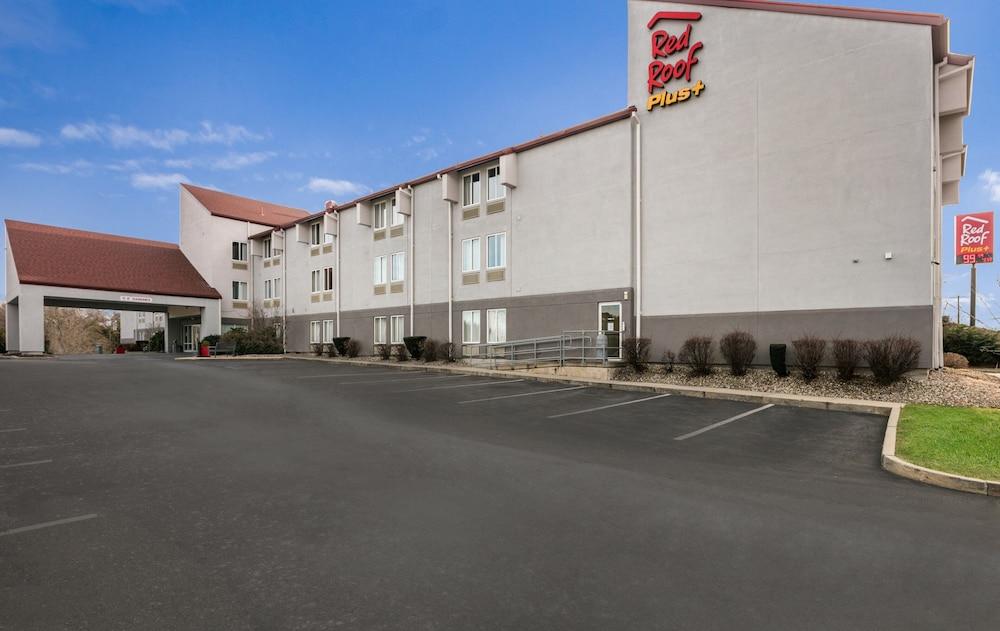 Red Roof Inn PLUS+ Boston - Logan photo 34