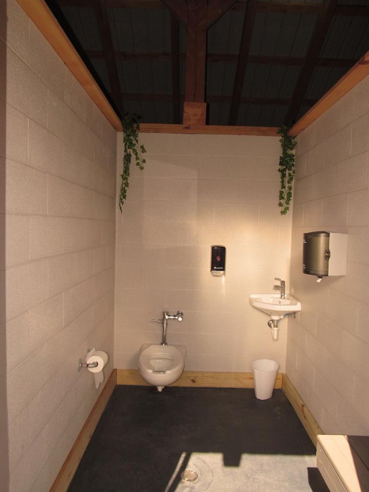 Godspeed Events & Lodging photo 9