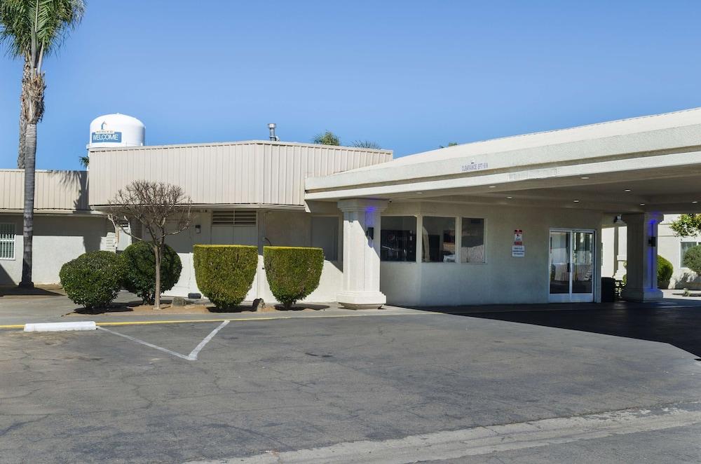 Ramada by Wyndham Merced photo 37