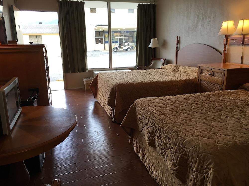 All Seasons Lodge photo 6