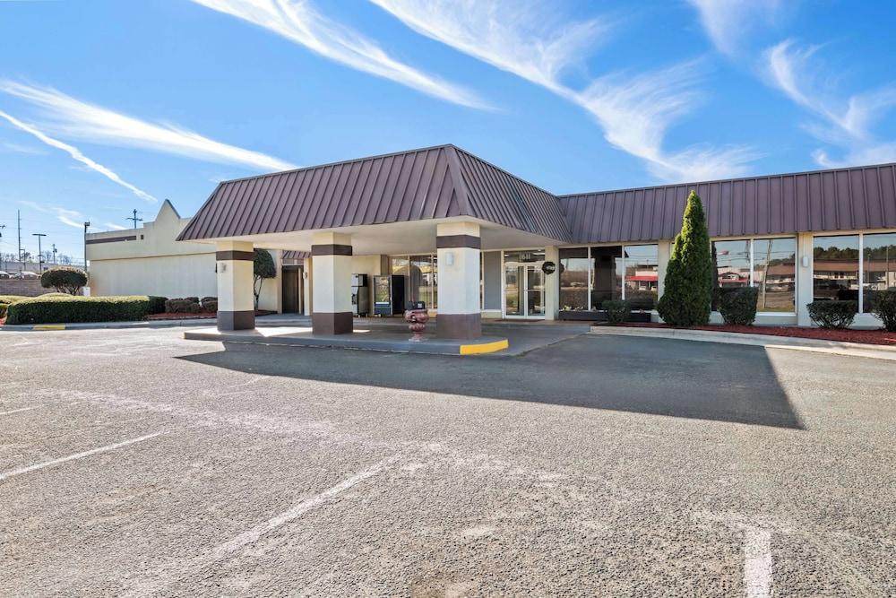 Rodeway Inn Monroe photo 53
