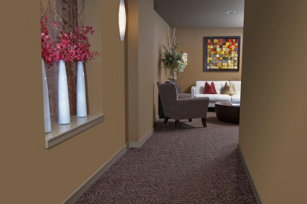 V Boutique Hotel photo 9