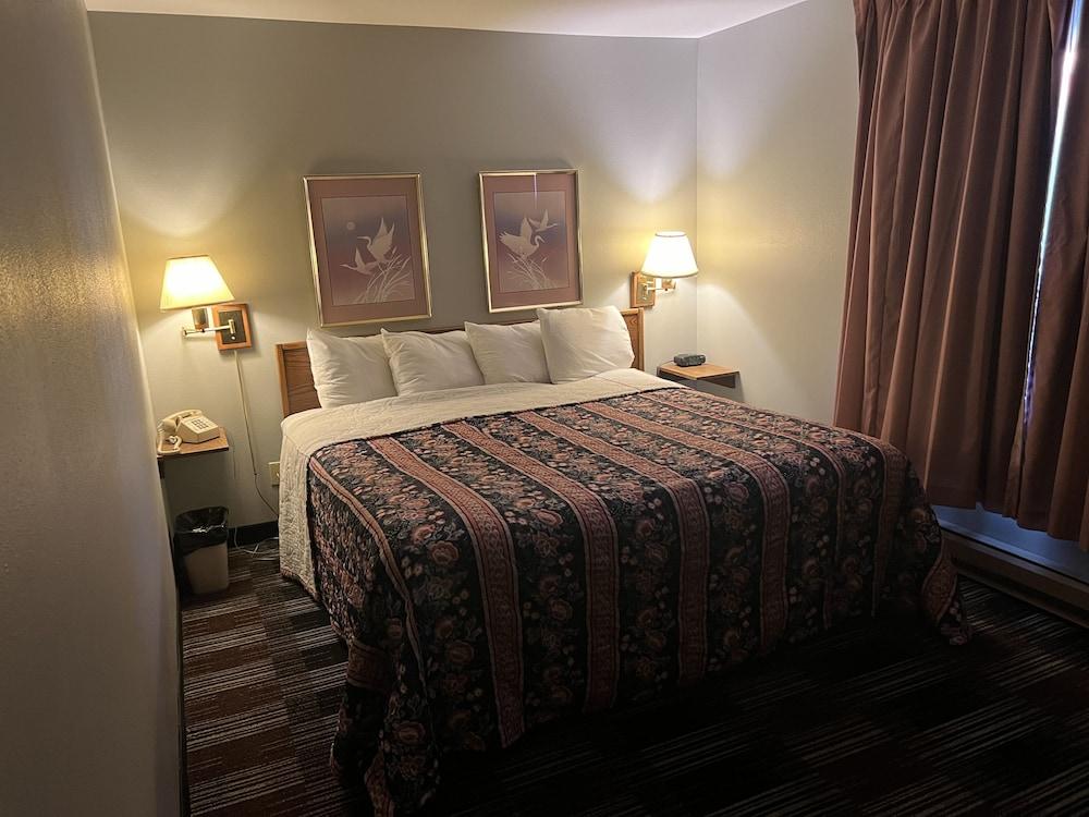The Ridge Hotel Portage photo 4