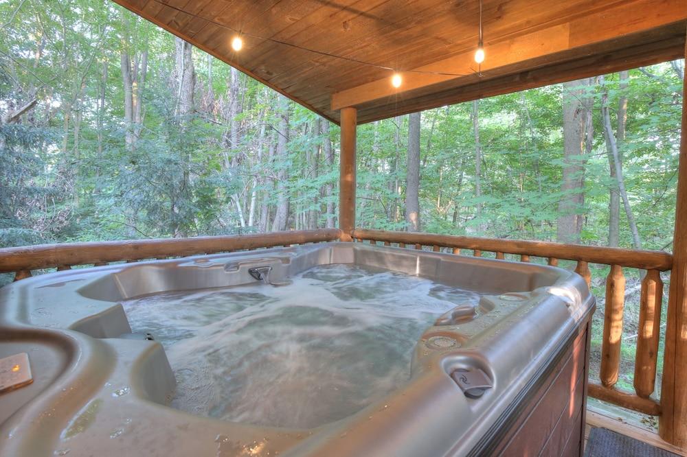Cricket Hill Lodge & Cabins photo 14