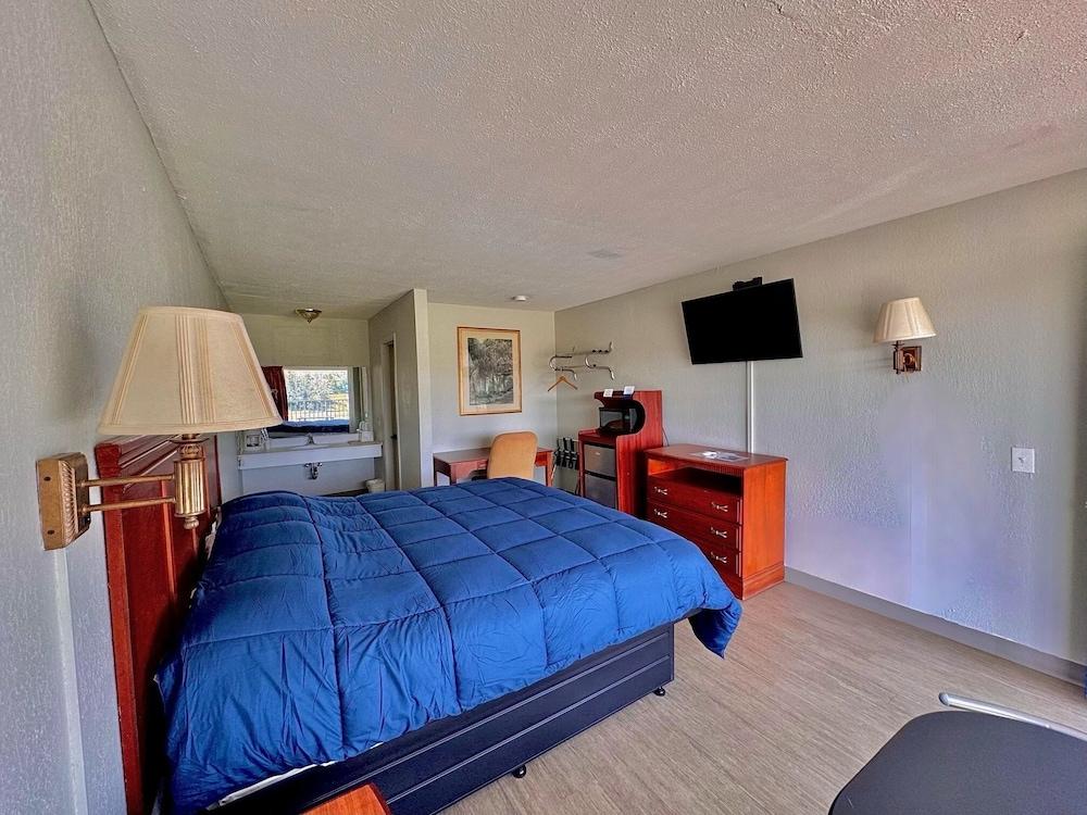Rodeway Inn Church Hill - Tri Cities Area photo 22