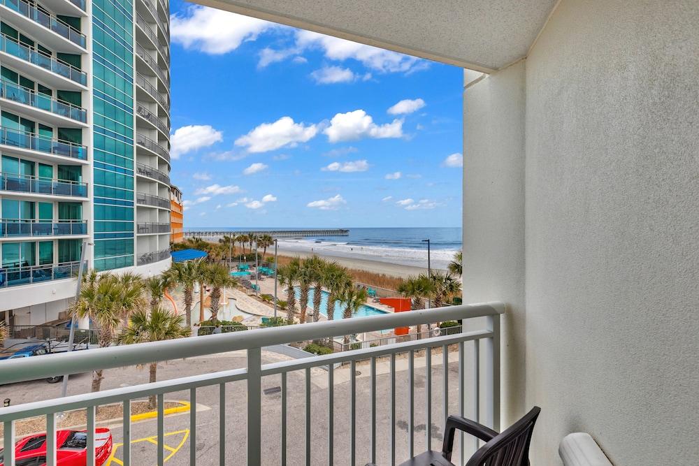 Sandy Beach Oceanfront Resort photo 23