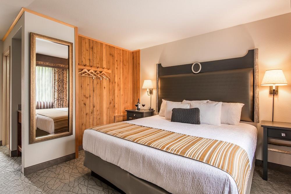 Holland America Denali Lodge photo 4
