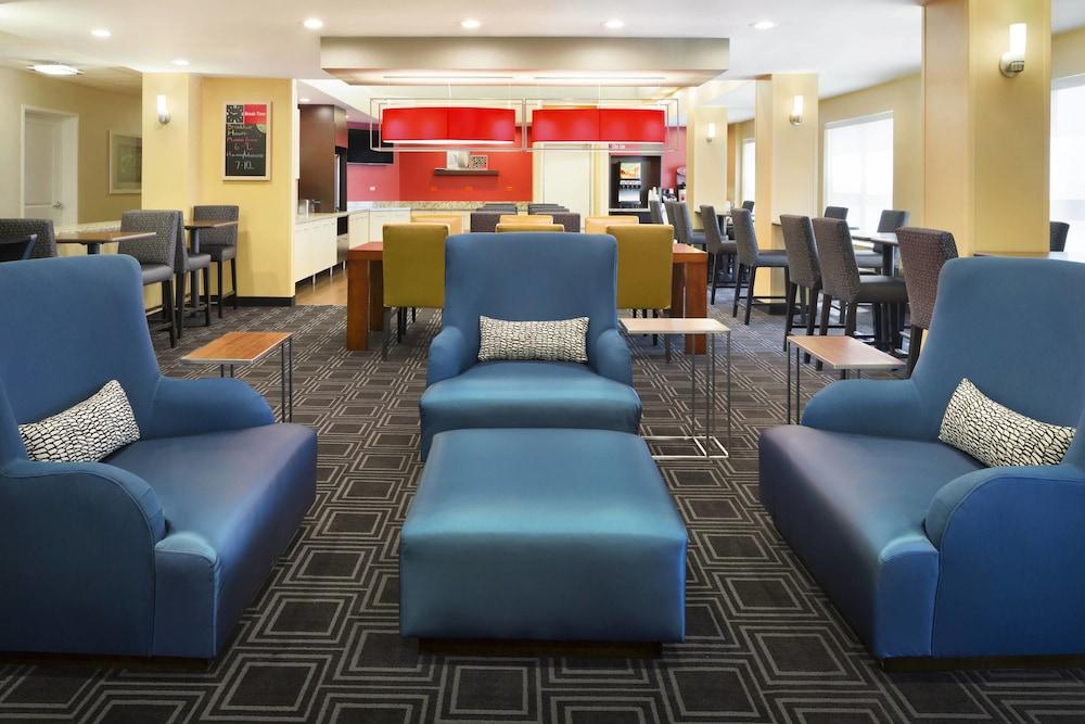 TownePlace Suites Chicago Naperville photo 2