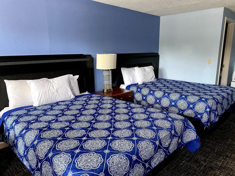 Economy Lodge photo 37